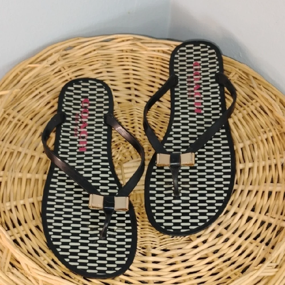 Coach Black and White Jelly Bow Details Thong Sandals Size 10B Casual Designer - Picture 3 of 10